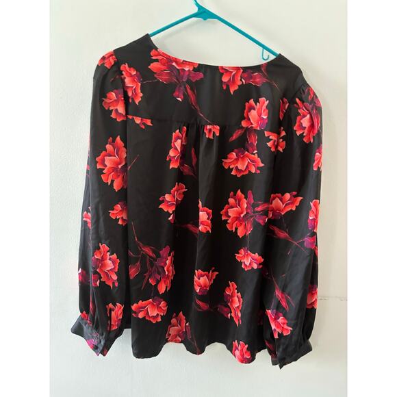 Ava & Viv Womens Dark Floral V-neck Blouse Size 1X Black Red Fairy Grunge - Picture 6 of 7
